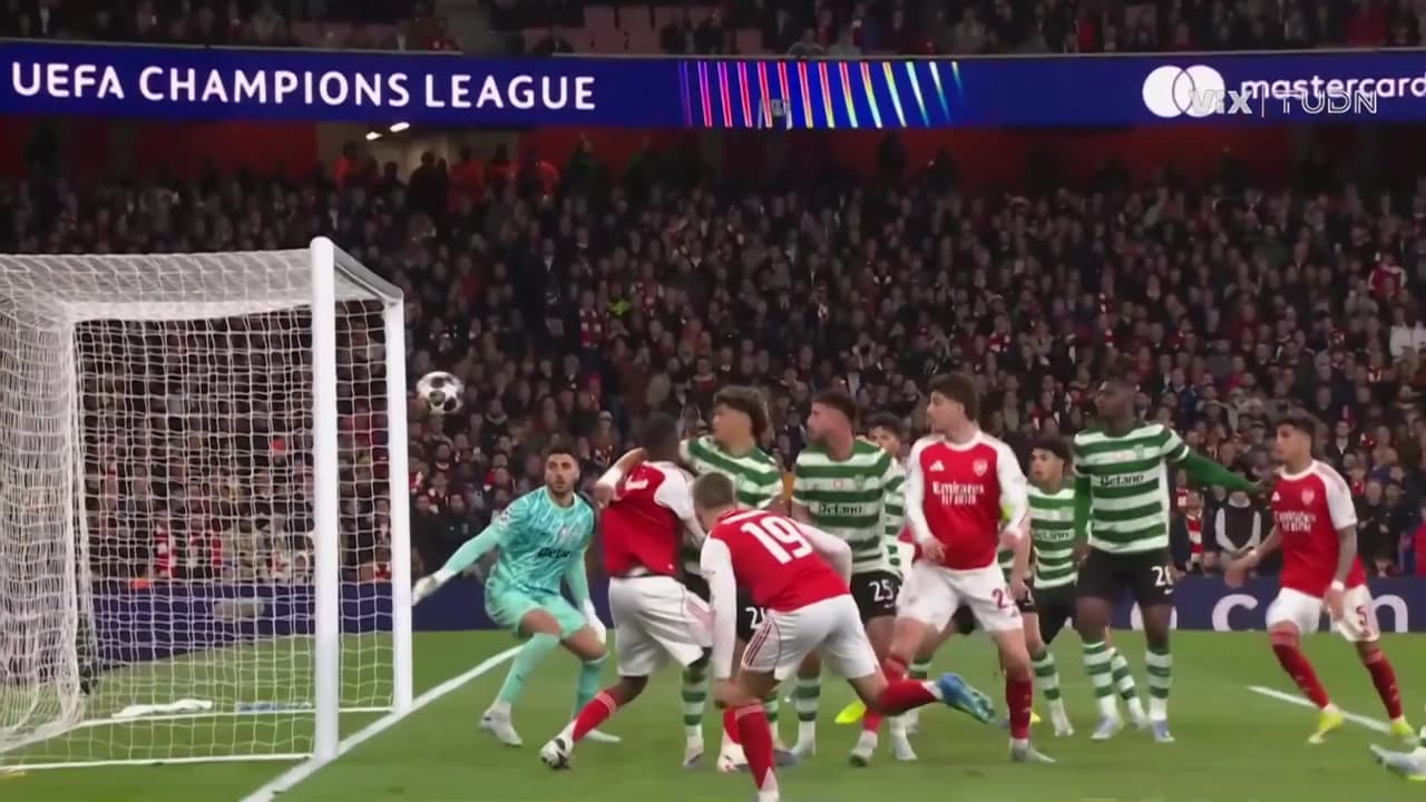 ¡El poste salva al Sporting! Trossard se queda a nada del gol