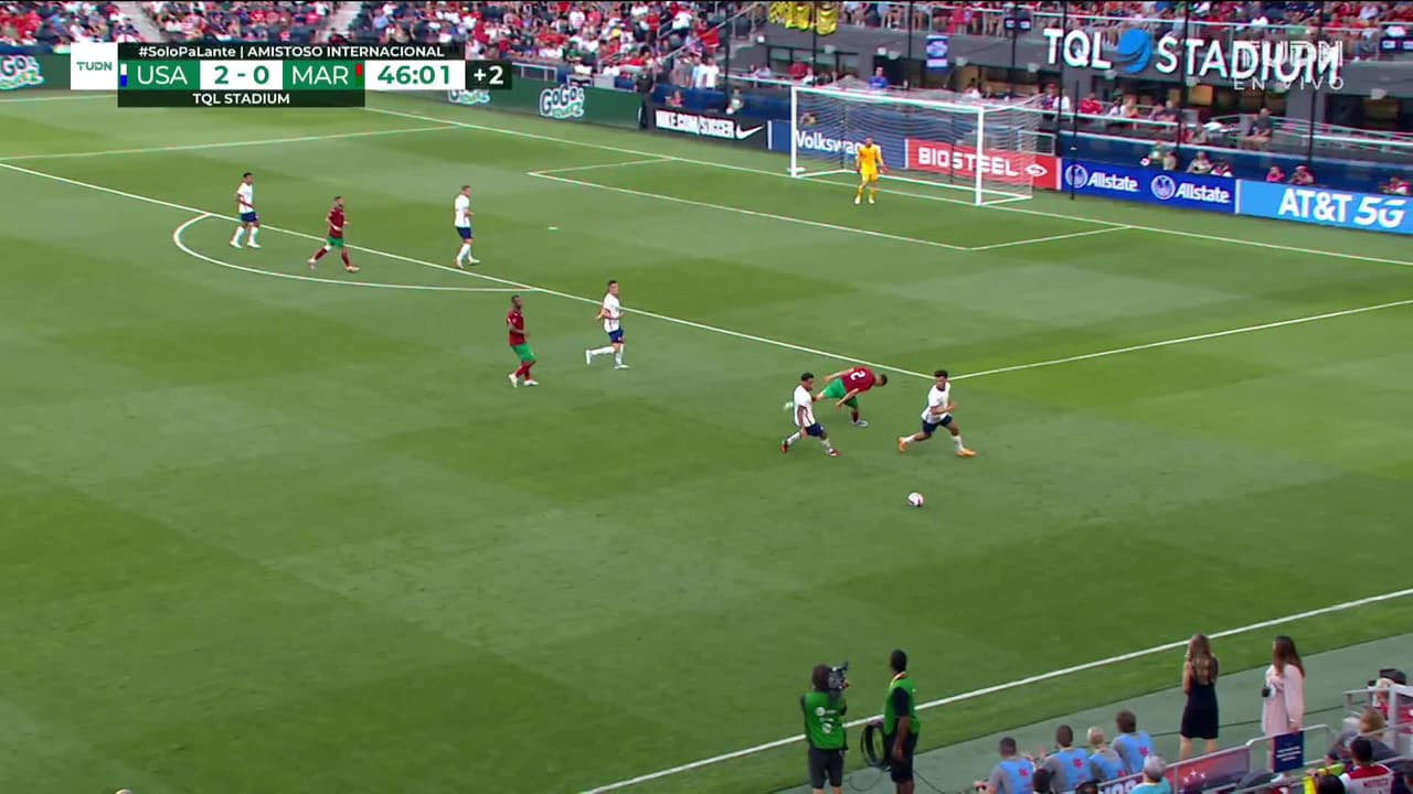 ¡TIRO ATAJADO! disparo por Jesús Ferreira.