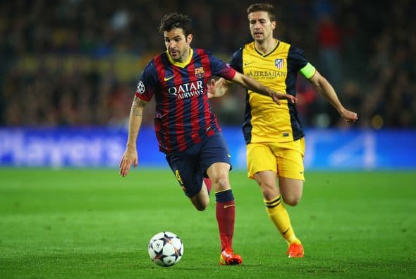 En la media cancha el club decidió vender a Cesc Fábregas al Chelsea de Inglaterra, una decisión polémica debido a que el público y mandos azulgranas estaban divididos con el accionar del jugador.