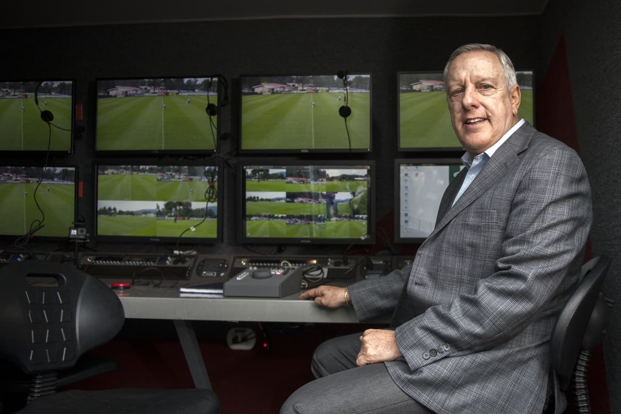 Arturo Brizio, presidente de la Comisión de Árbitros de la Federación Mexicana de Futbol dio a conocer que los silbantes en la Liga MX y Ascenso MX no dejarán de cobrar.