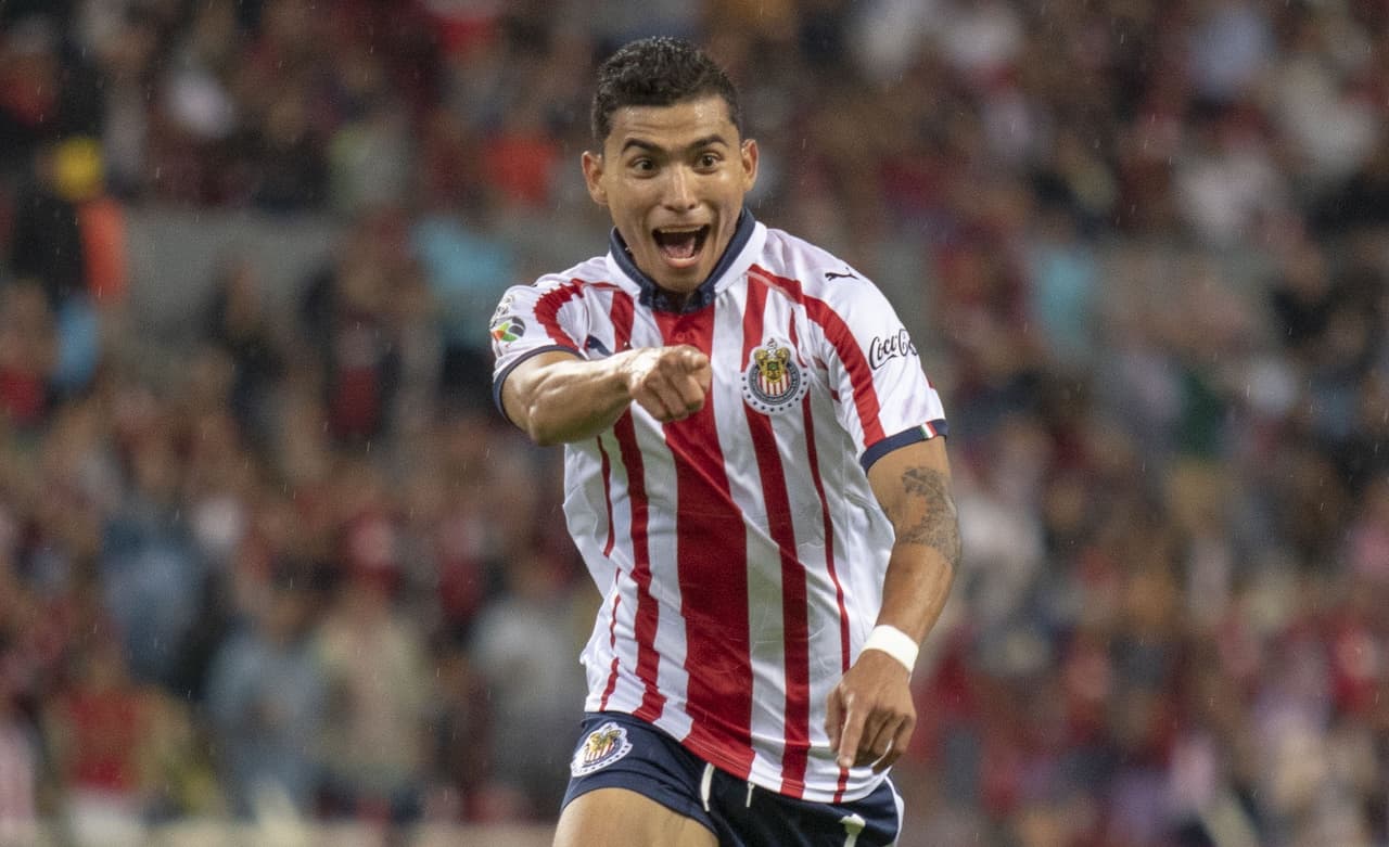 Mediocampista: Orbelín Pineda (Chivas) - 5.7 millones de dólares.