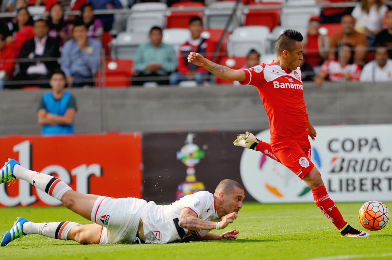 Christian Cueva, Toluca. Después de sólo una temporada en la Primera División de México con el Toluca, el peruano jugará la próxima temporada con el Sao Paulo de la liga brasileña.