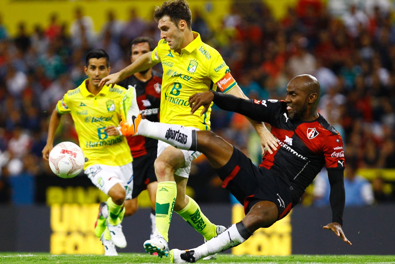 Felipe Baloy, Atlas. El capitán de Panamá es defensa del Atlas,su cuarto club en la Liga MX. El panameño ha fichado con Monterrey, Santos Laguna y Morelia.