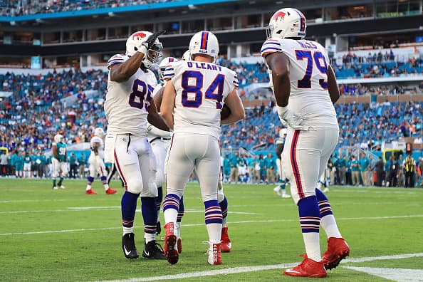 Los Buffalo Bills avanzan a playoffs por primera vez desde 1999
