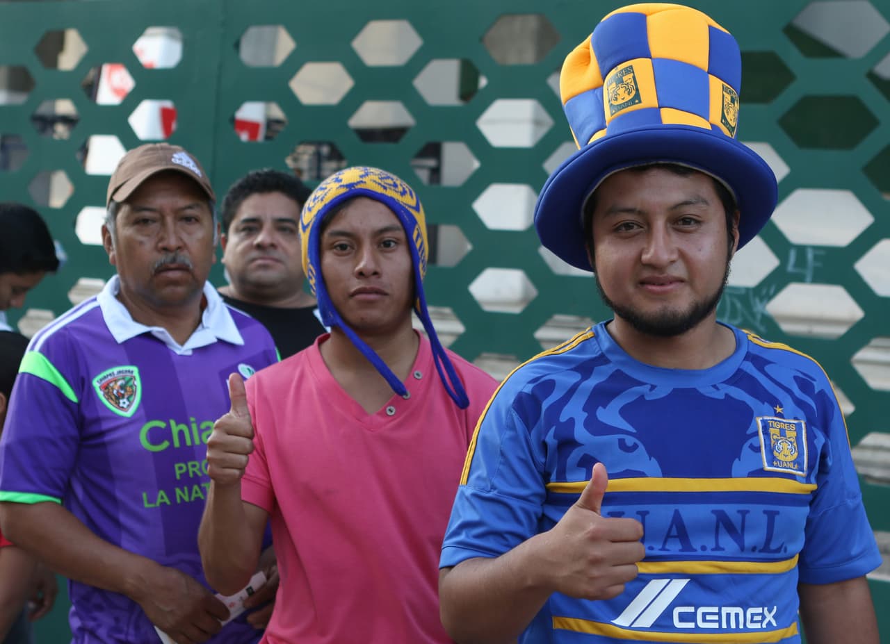 Colorido de afición en la vuelta de cuartos