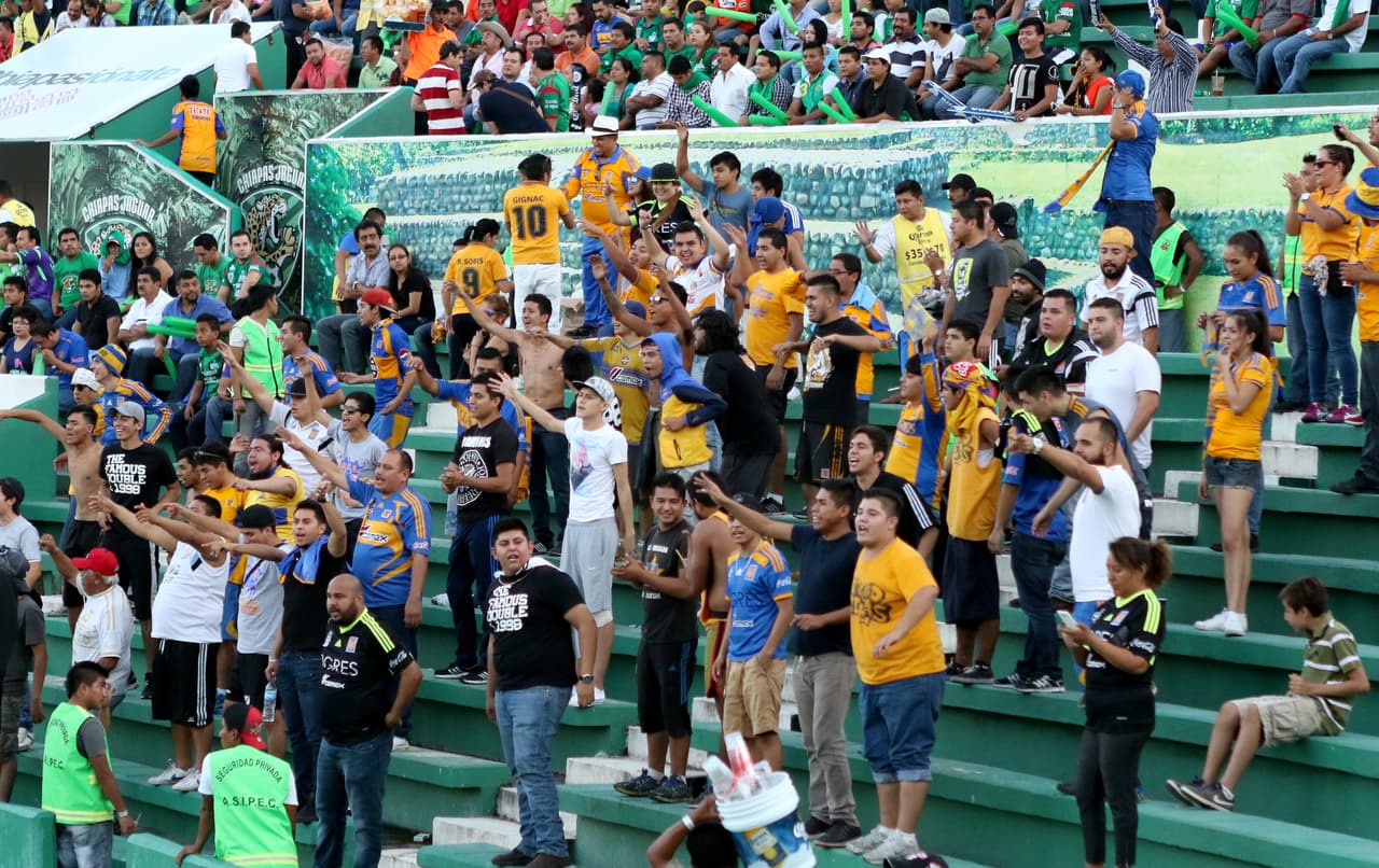 Colorido de afición en la vuelta de cuartos