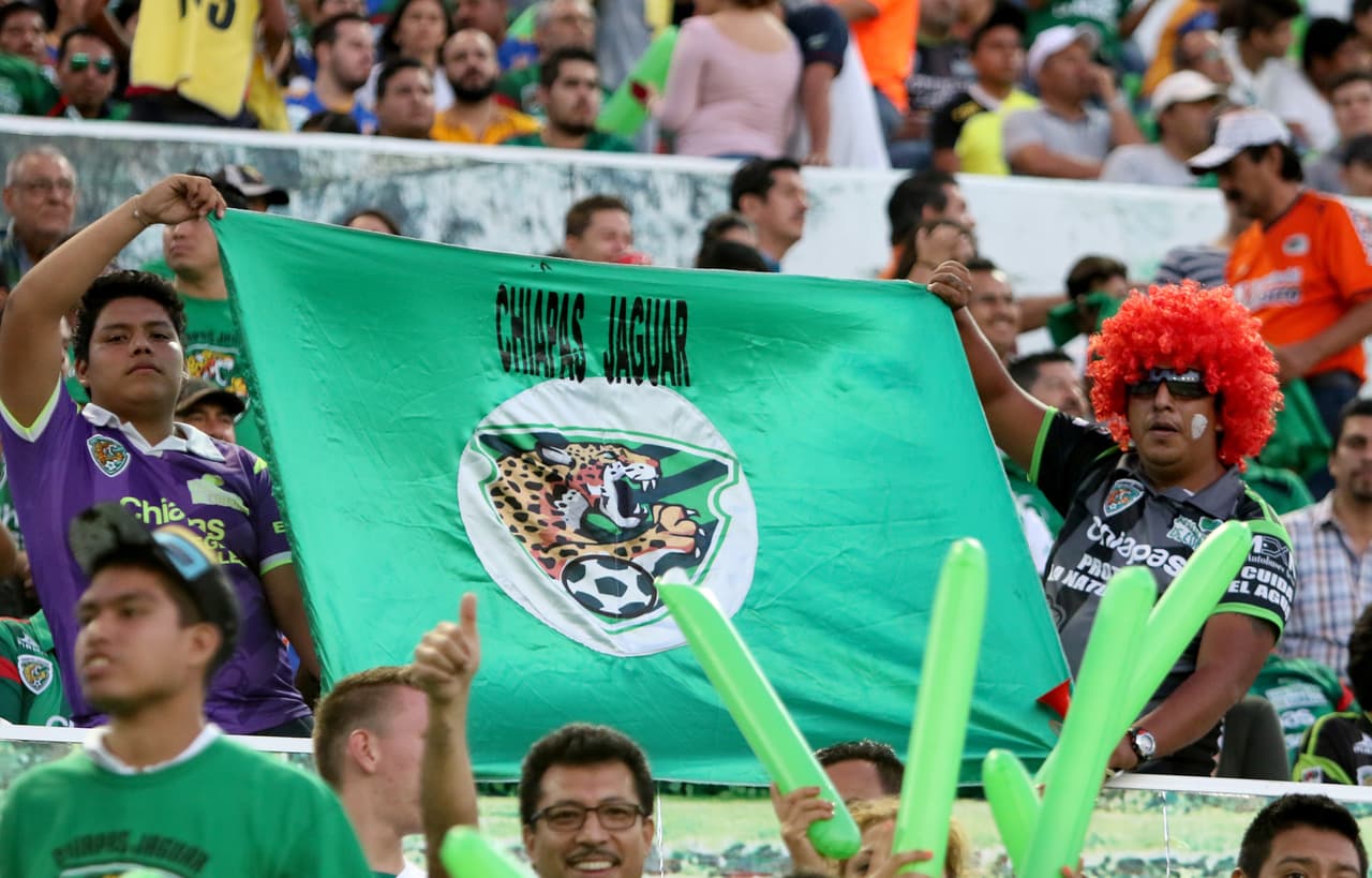 Colorido de afición en la vuelta de cuartos