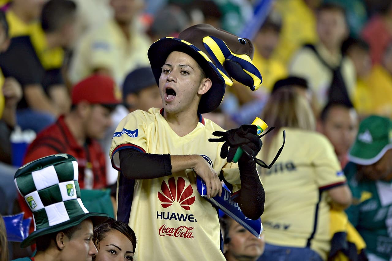 Colorido de afición en la vuelta de cuartos