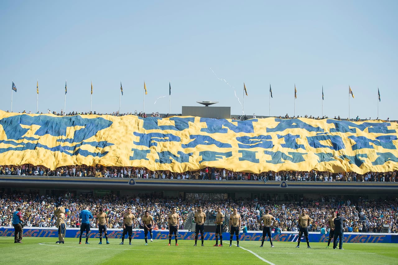 Colorido de afición en la vuelta de cuartos