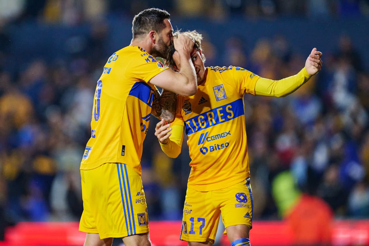 La era de Chima Ruiz comenzó con victoria en el Volcán ante los Pumas de Rafael Puente con doblete de Gignac y estreno goleador de Nico Ibañez vistiendo la camiseta de la UANL.