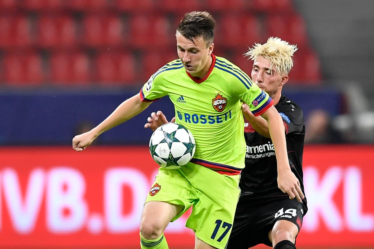 El ruso Aleksandr Golovin quiere seguir los pasos de su compatriota Arshavin, dejando su país para ir a Inglaterra. El jugador del CSKA Moscú sería del interés del Chelsea.