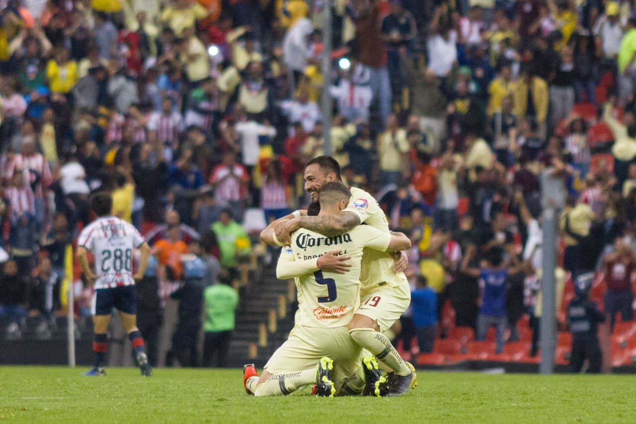 Las Águilas liquidaban de este modo un partido ante un odiado rival, pero al avanzar a la Semifinal de la Copa MX, se verán las caras con otro amargo adversario: los Pumas de la UNAM, en otro Clásico.