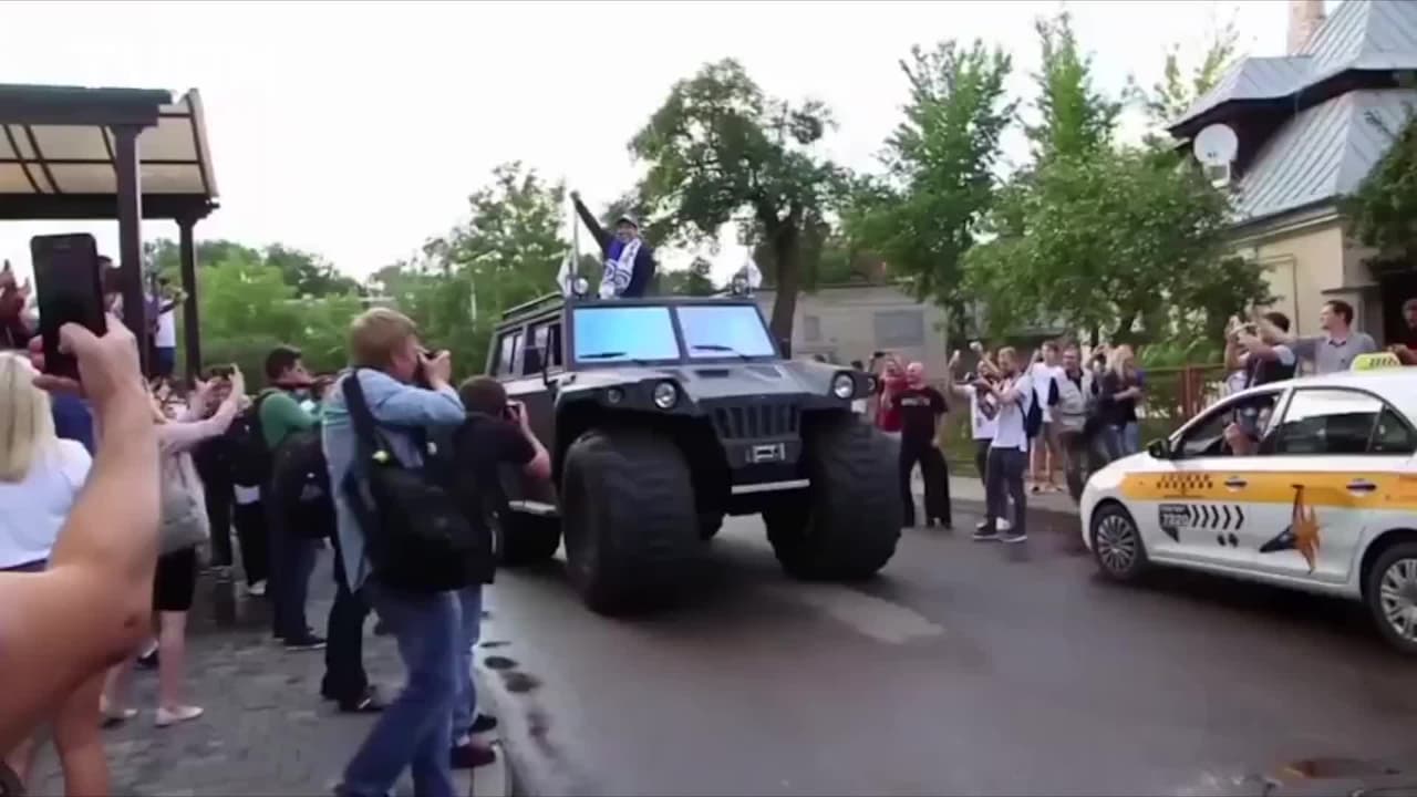 Estatua y homenaje a Diego Maradona en Brasil