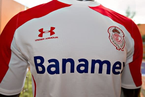 Toluca presentó su nueva línea de uniformes para el Apertura 2014 donde espera ser protagonista y levantar un nuevo título.