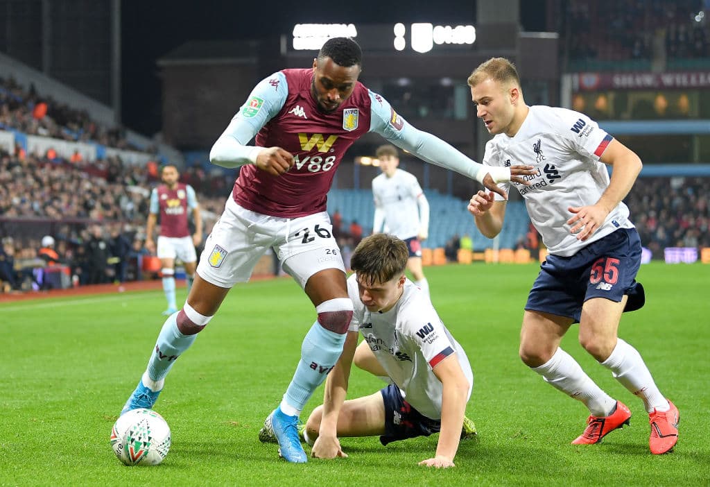 Con juveniles, los Reds son eliminados de la Carabao Cup 5-0 por el Aston Villa, con doblete de Kodjia, un tanto de Hourihane y autogol de Boyes.