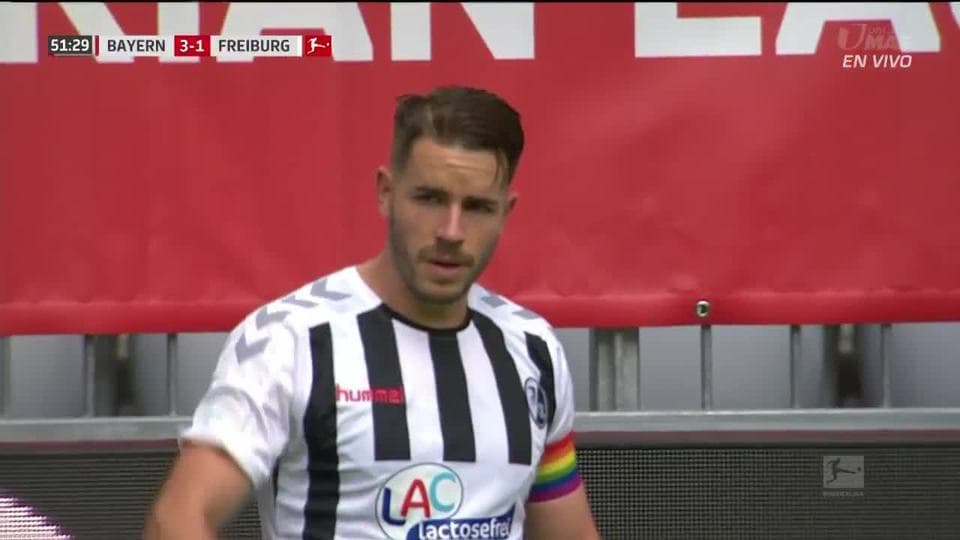 Tiro de esquina para Sport-Club Freiburg