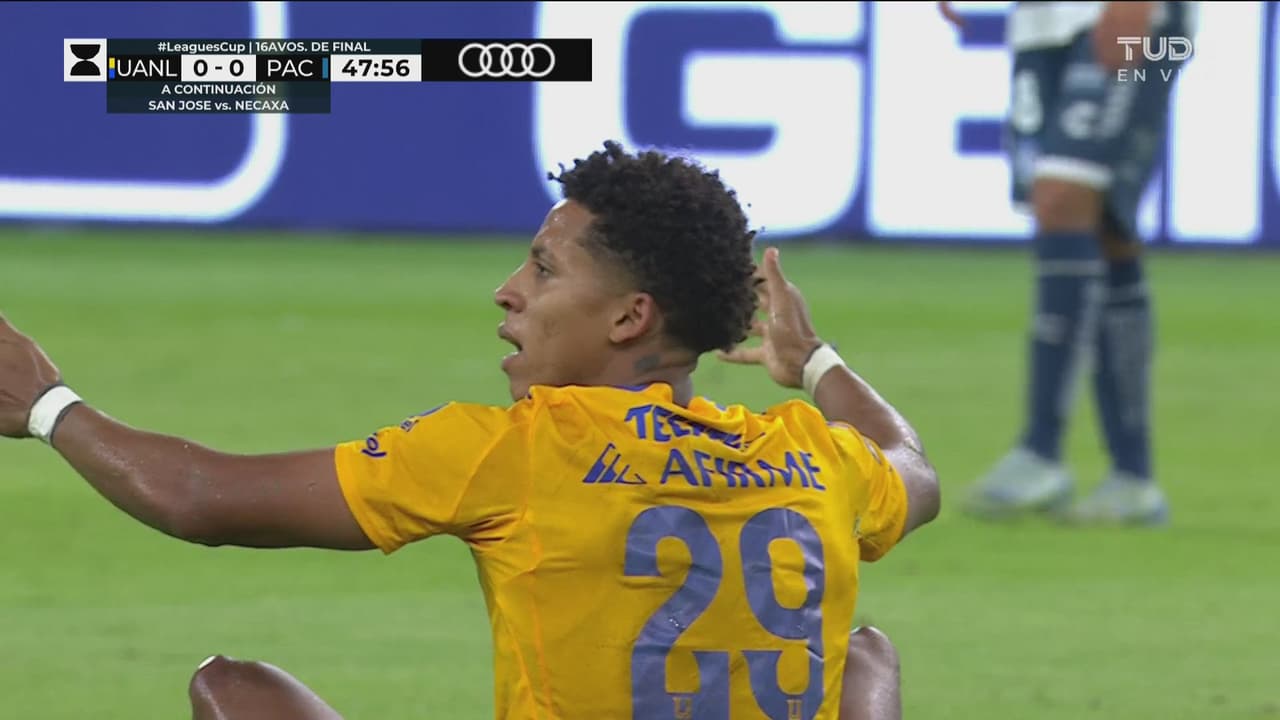 ¡Ah, qué malo se vio! El ‘Chaka’ Rodríguez por atropello sobre Herrera