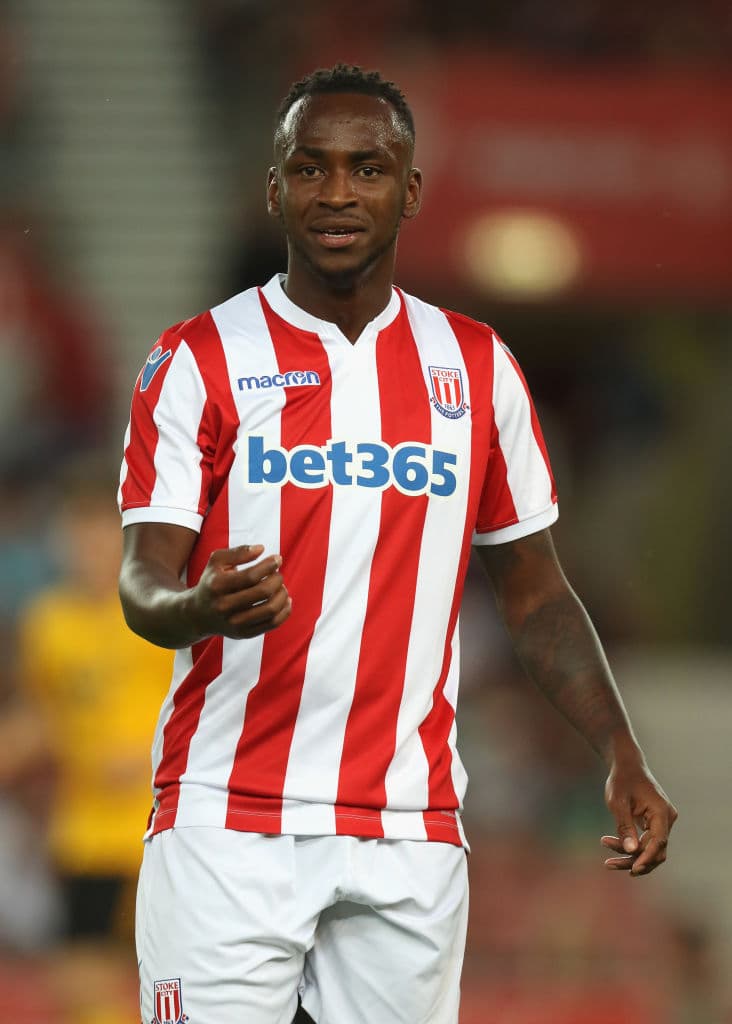 Según medios ingleses, el futbolista negocia con una enfermera la paternidad de un niño que también sería suyo y que nació el pasado 15 de julio.