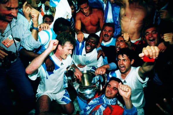 1993 ya fue año de la Champions League' como se le conoce hasta la fecha, con el Olympique de Marsella como campeón, imponiéndose por 1-0 al Milan.