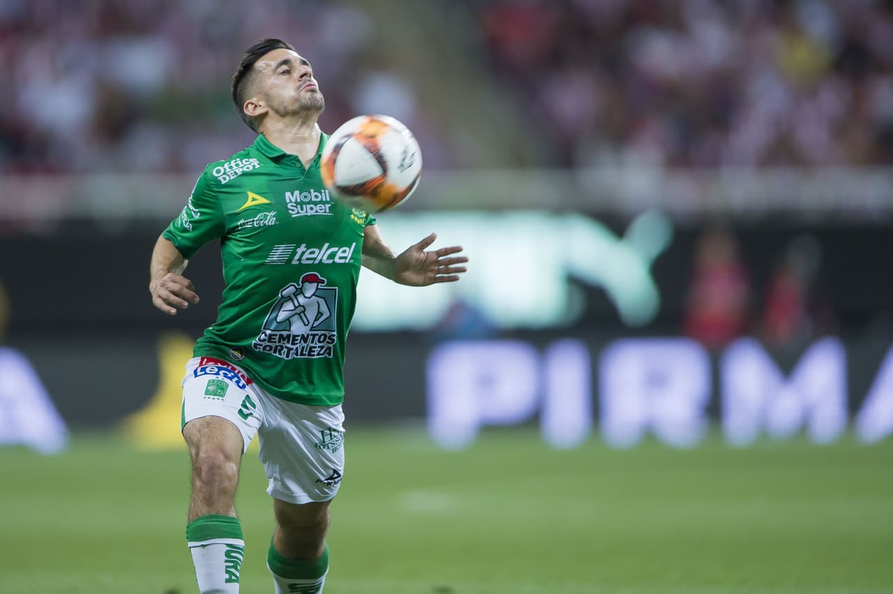 <b>10) Fernando Navarro</b>. Disputó 1421 minutos en 16 partidos de temporada regular con dos goles. Lateral derecho del equipo esmeralda, con llegada y buena capacidad de marca.