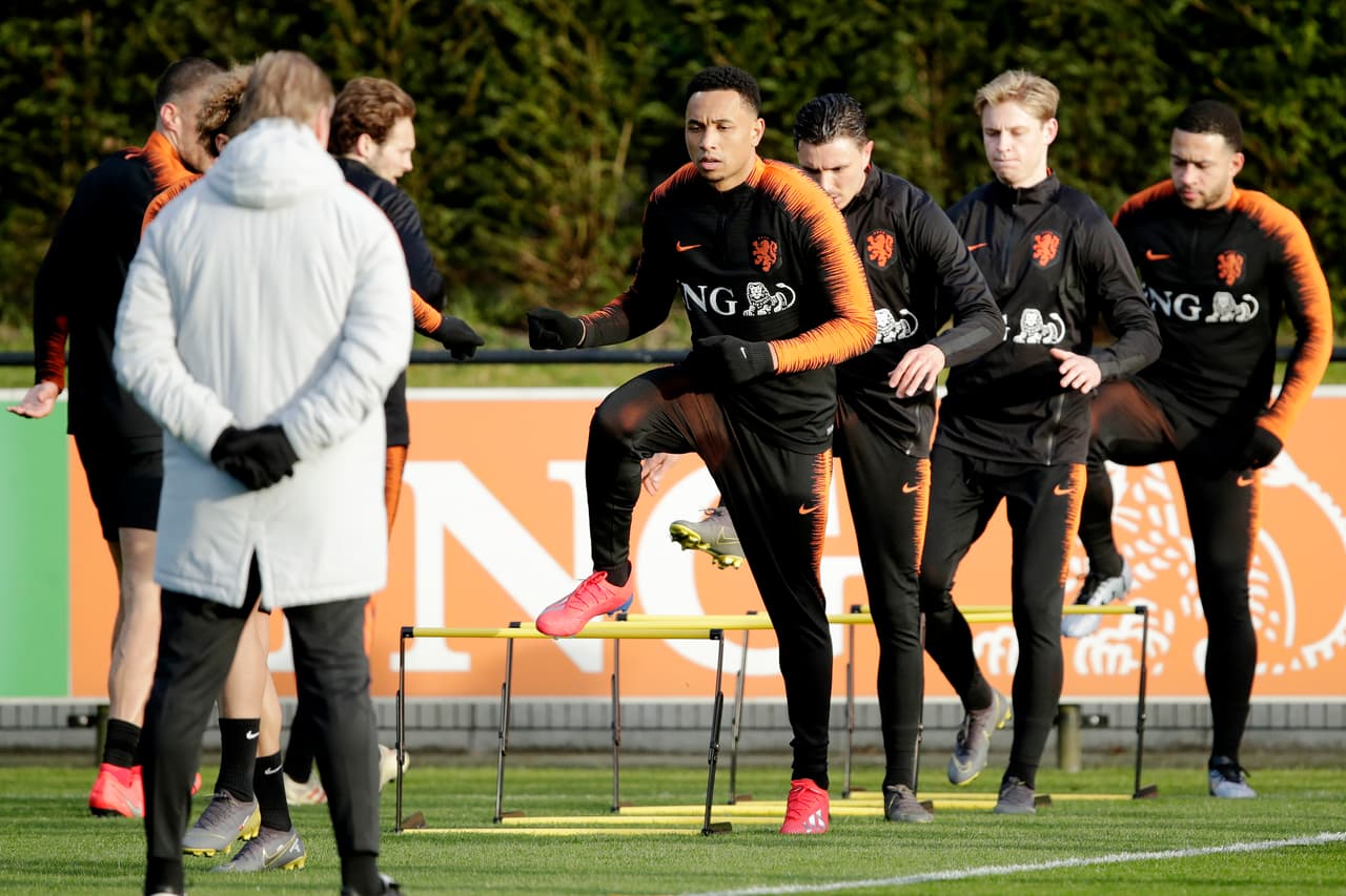 Frenkie De Jong, Memphis Depay, Matthijs De Ligt y Virgil Van Dijk (foto) son algunos de los jóvenes talentos dirigidos por Ronald Koeman en Países Bajos, que arranca su camino en la eliminatoria a la Eurocopa 2020 contra Bielorrusia en el Grupo C.