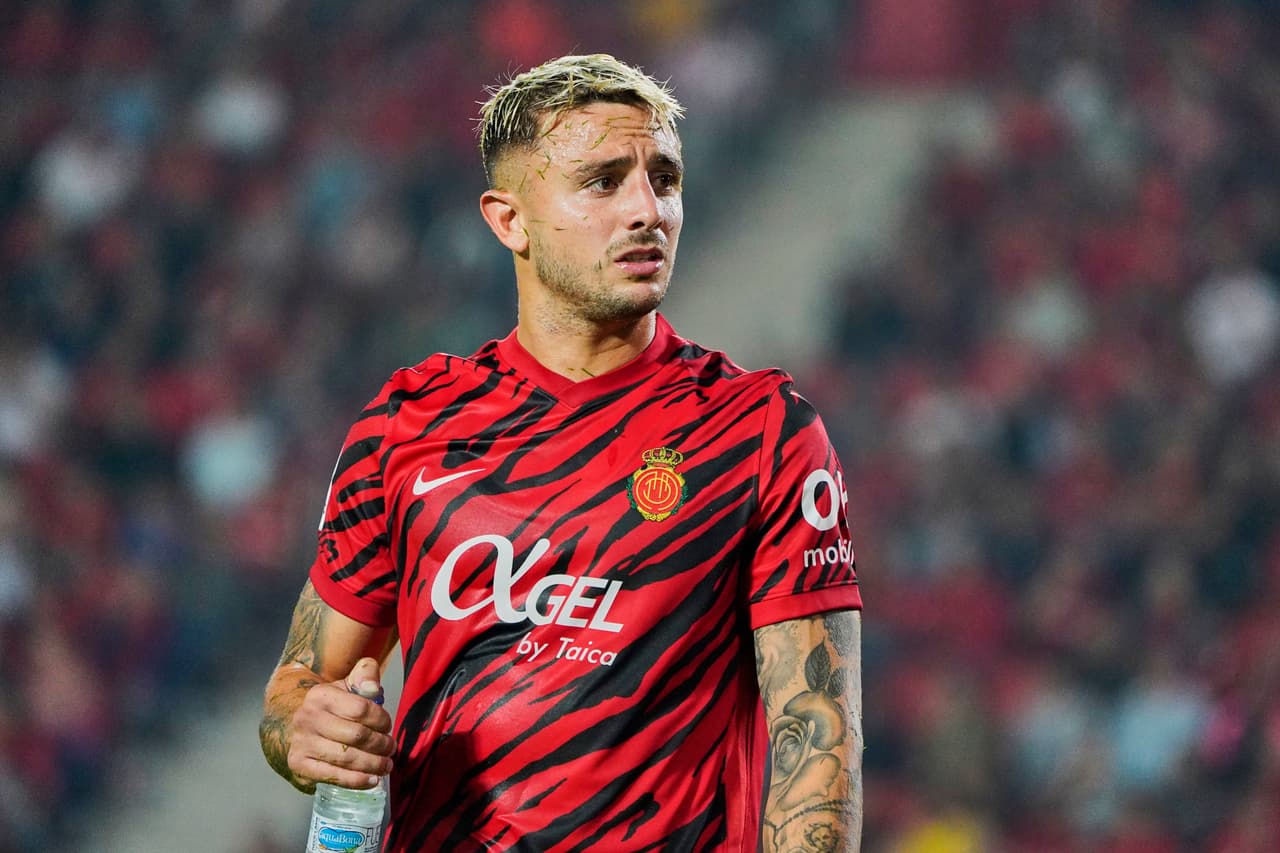 El Mallorca del técnico mexicano Javier Aguirre, expulsado al 90+2', empató 1-1 ante el Espanyol en la Jornada 12 de LaLiga.