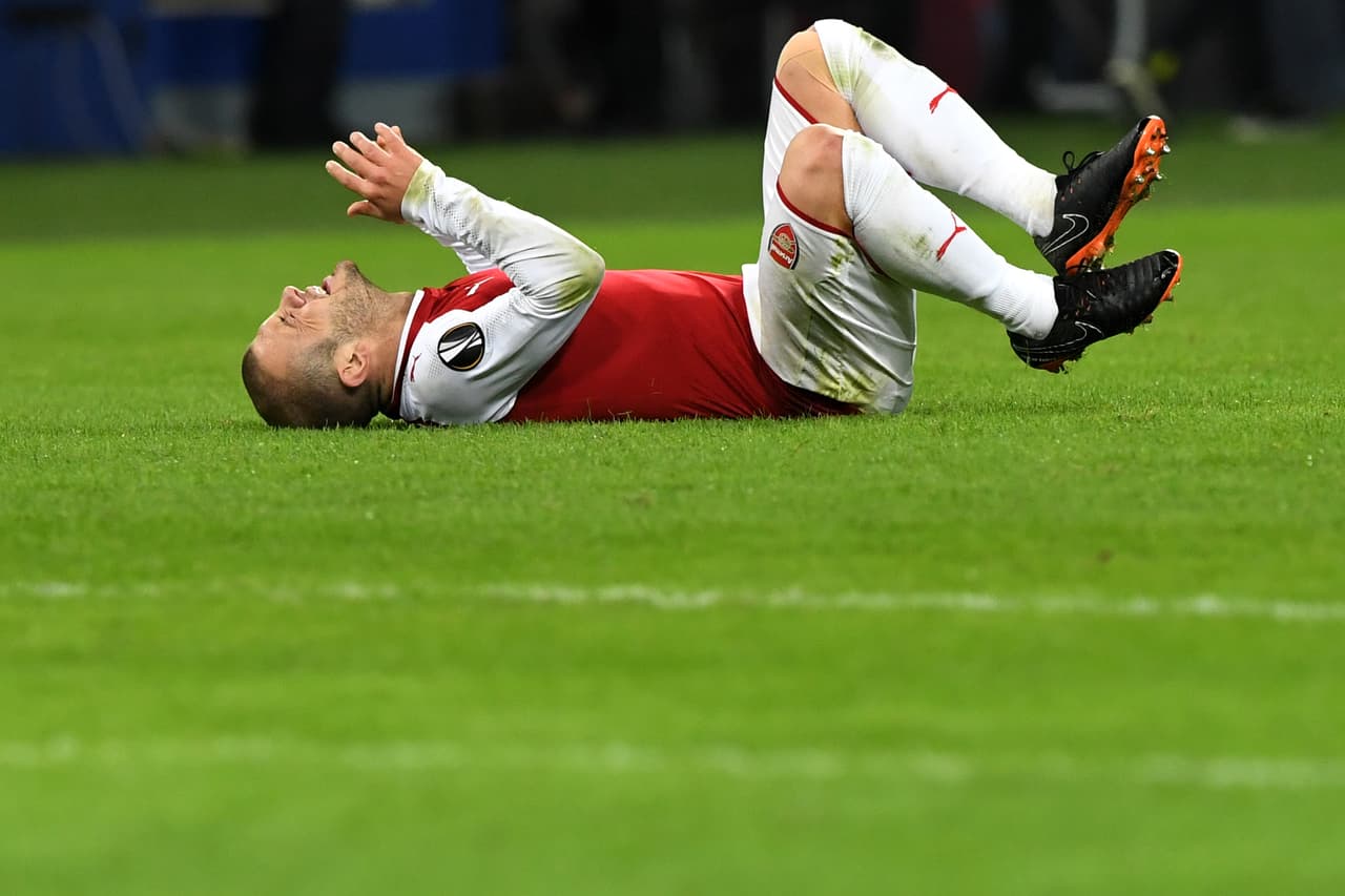 Arsenal empezó a sufrir en el partido y a verse impotente, un mal que padecieron otros grandes esta semana.