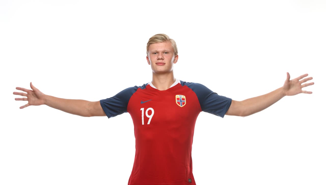 Erling Braut Haaland se metió en la historia del fútbol al anotar nueve goles en un partido del Mundial Sub-20 y establecer un registro de más tantos anotados por un jugador en un mismo duelo.