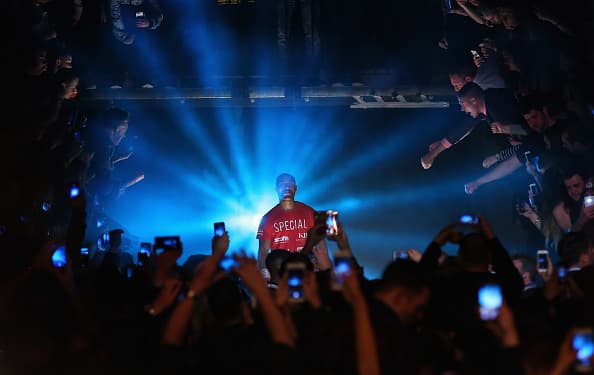 Kell Brook destruyó a Kevin Bizier en dos rounds y retuvo el título welter FIB.