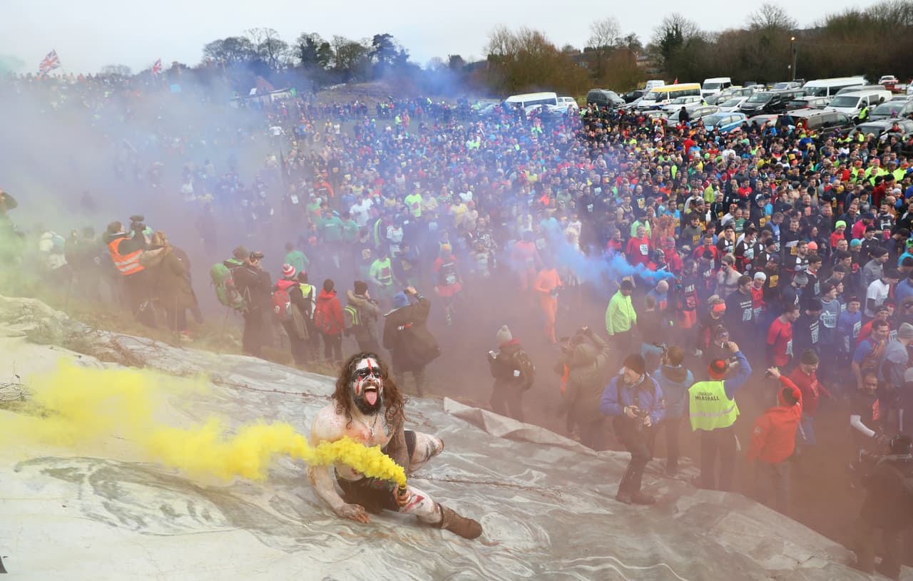 A la carrera llegan unas cinco mil personas entre hombres y mujeres que viven la competencia como una fiesta.