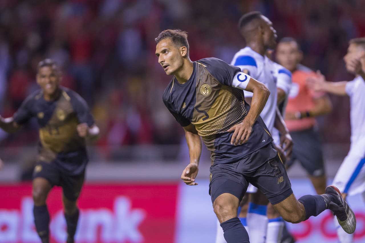 Poco después, al minuto 19, el capitán Celso Borges anotó el segundo gol de los dueños de casa.