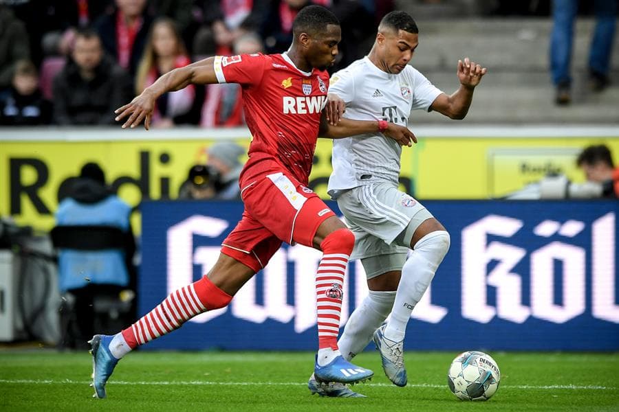 En el minuto 29, Gnabry casi logra hacer doblete, pues su tiro se estrelló en el travesaño.