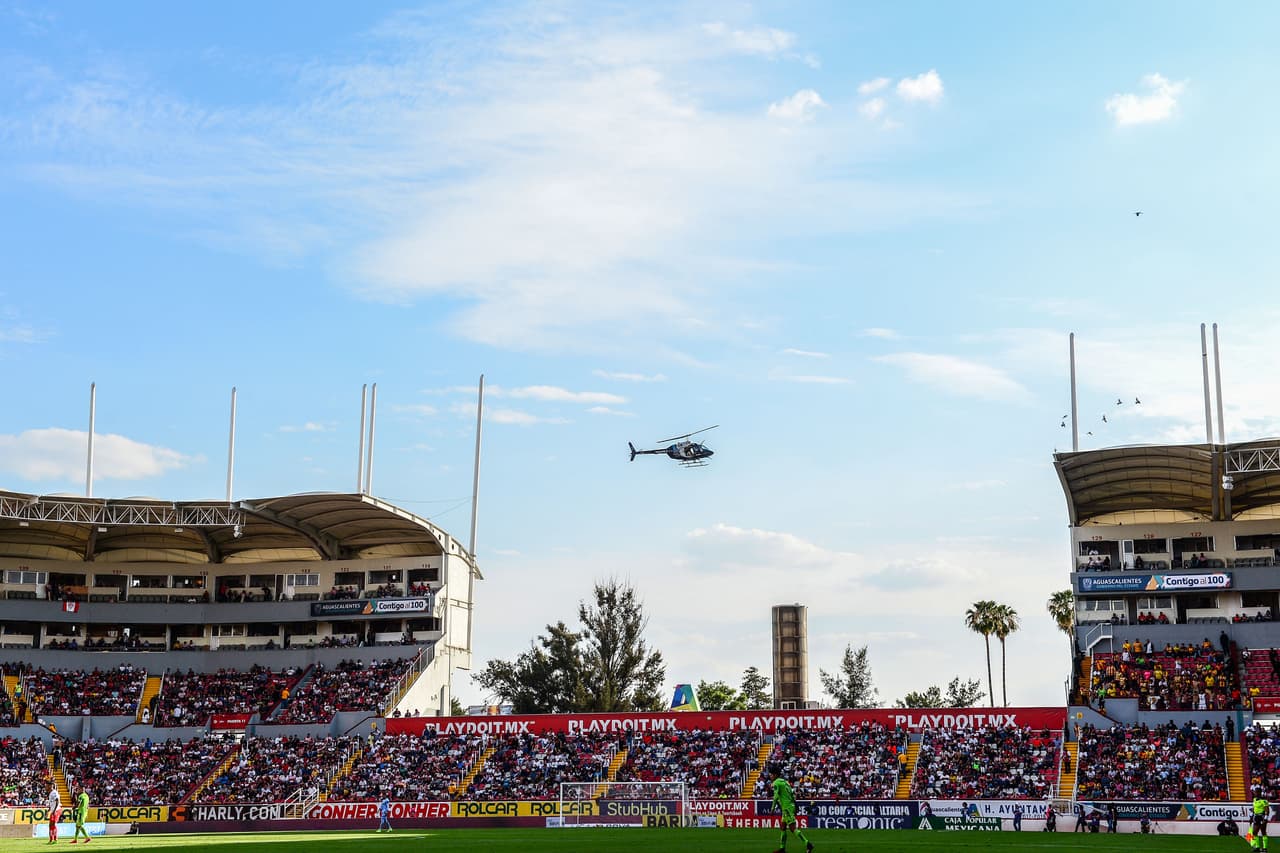 Esta es una perspectiva del Estadio Victoria con poca gente para el Necaxa vs Morelia.