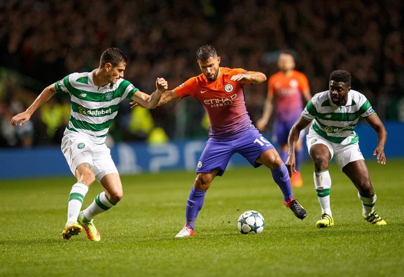El argentino Sergio Agüero estuvo en el empate 3-3 del Manchester City contra Celtic. En cancha estuvo junto su compatriota Pablo Zabaleta y al arquero chileno Claudio Bravo.
