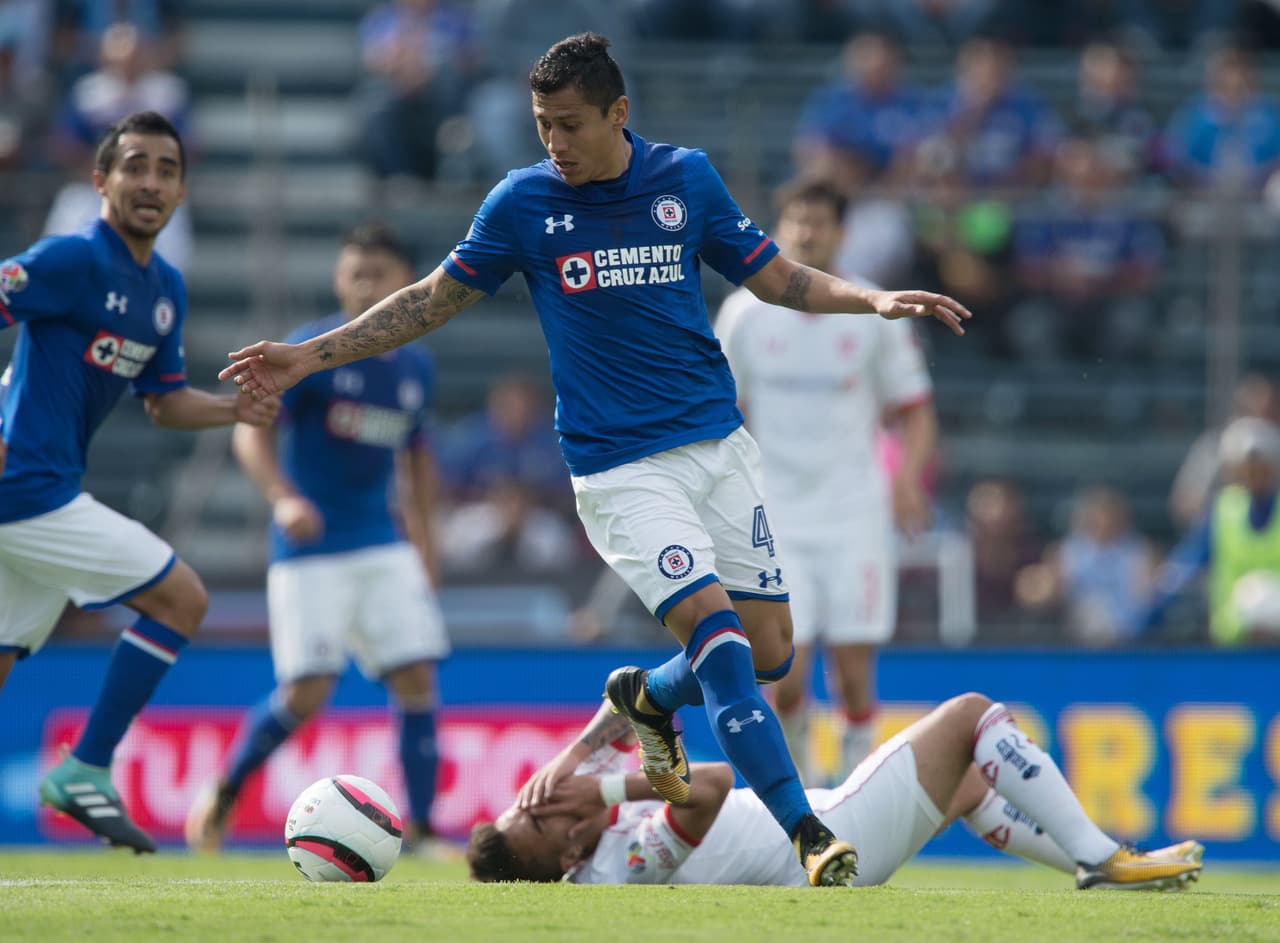 Y mientras Cruz Azul intentó hasta el final del lapso anotar, los escarlatas no volvieron a ver la portería.