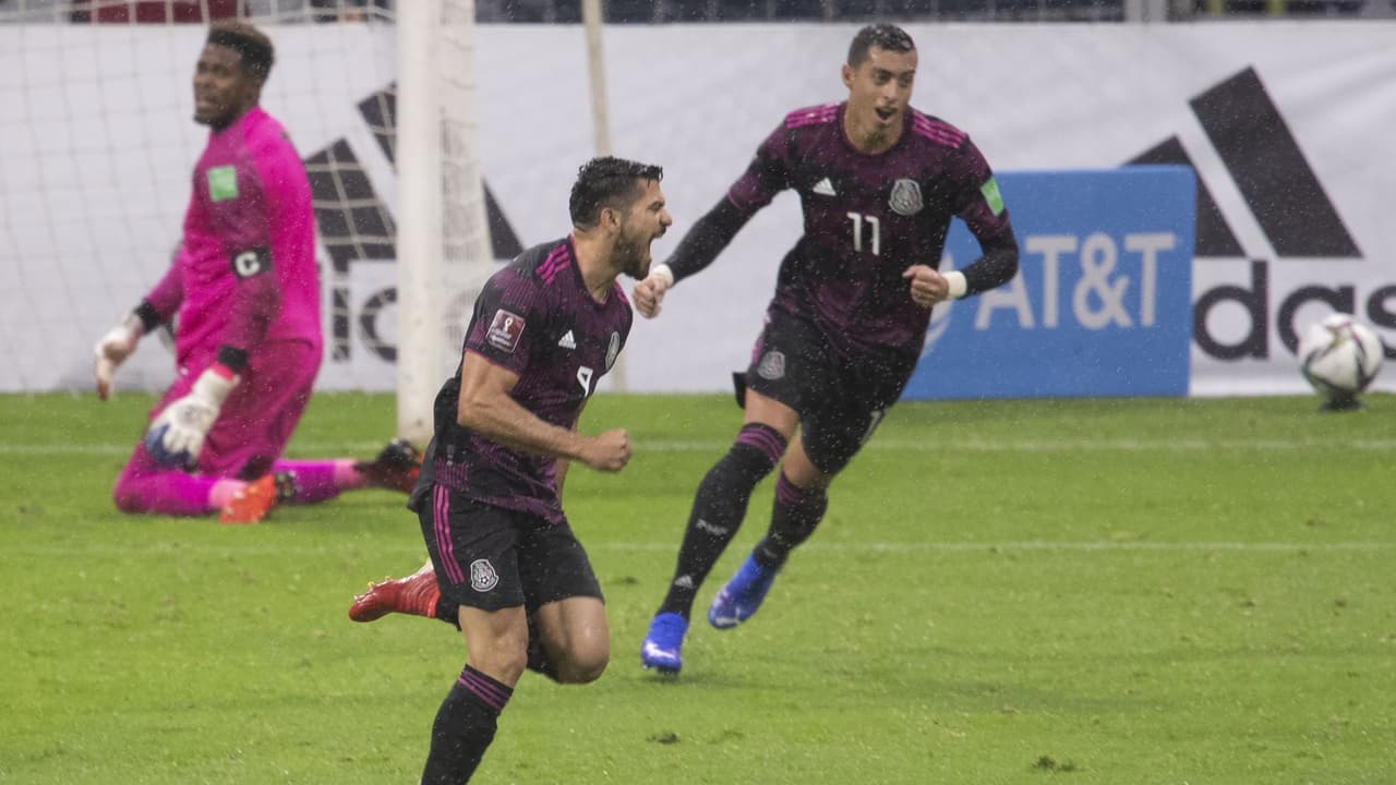 Henry Martín supera a Funes Mori en efectividad con el Tri