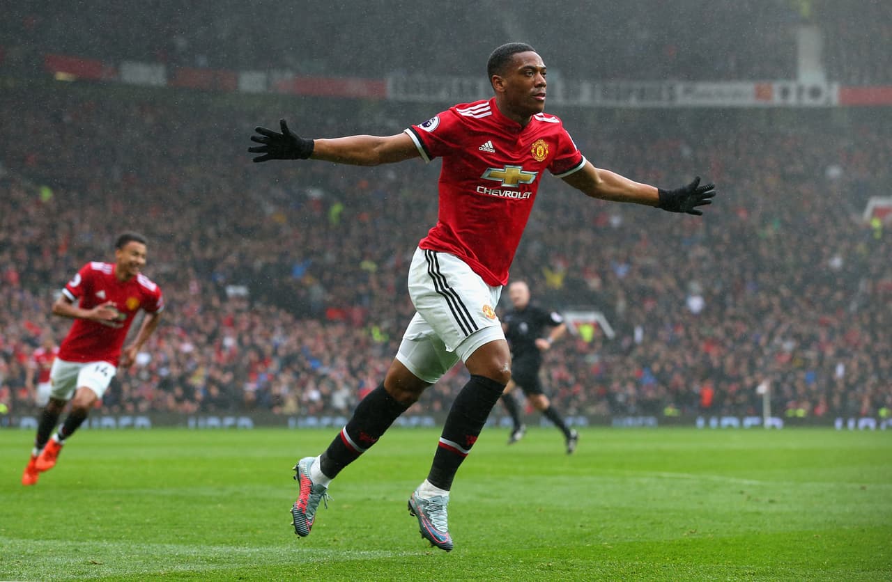 Sobre el minuto 81, Anthony Martial sería el hombre del gol para los locales.