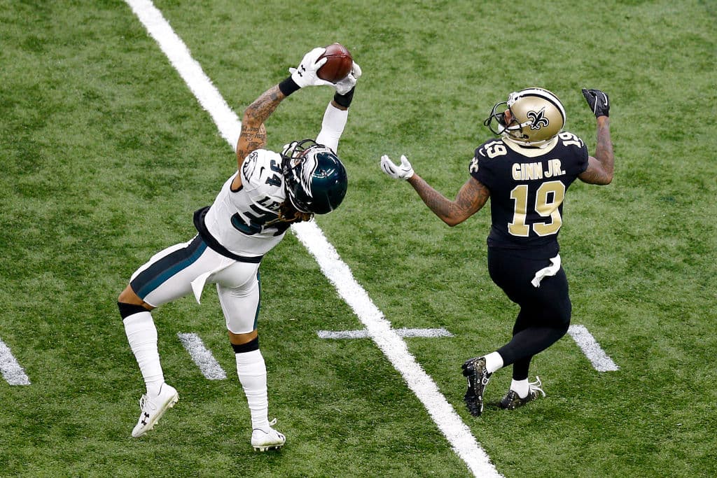 Desde 2010, esta fue la primera ocasión que un partido de Postemporada empezó con una intercepción.