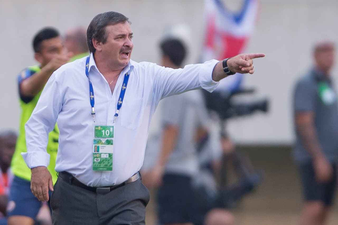 Óscar Ramírez, el seleccionador de los 
<i>Ticos </i>en busca de su primer título de Copa Oro, ya que los tres que tiene fue en su formato de Copa Concacaf.