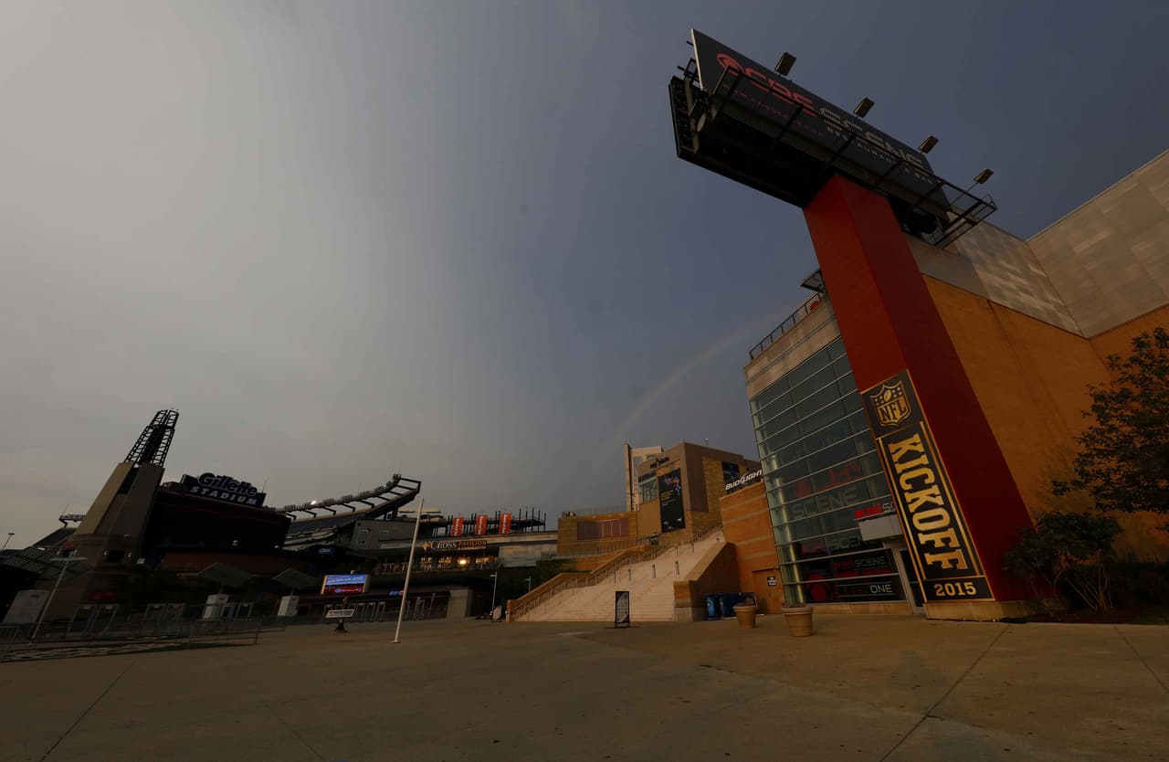 En 2002, la NFL decidió instaurar un juego único de apertura de la temporada, he aquí un recuento de todos los 13 juegos de Kickoff hasta ahora disputados en la historia. (Foto: AP-NFL).