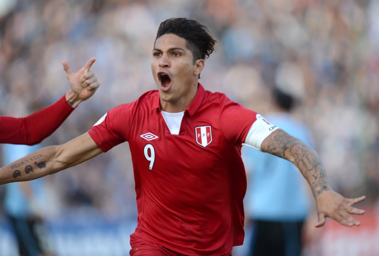 Ni su trasegar desde el 2012 por Brasil, donde acaba de anunciar su fichaje por el Flamengo, horas después de abandonar el Corinthians, ha reducido la cotización del punta Paolo Guerrero, pues su valor de mercado hasta febrero estaba en 7.3 millones.