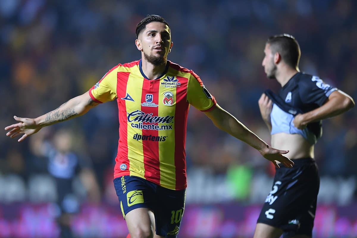 La cuenta la abrió para los Monarcas el mediocampista chileno Diego Valdés al minuto 18.