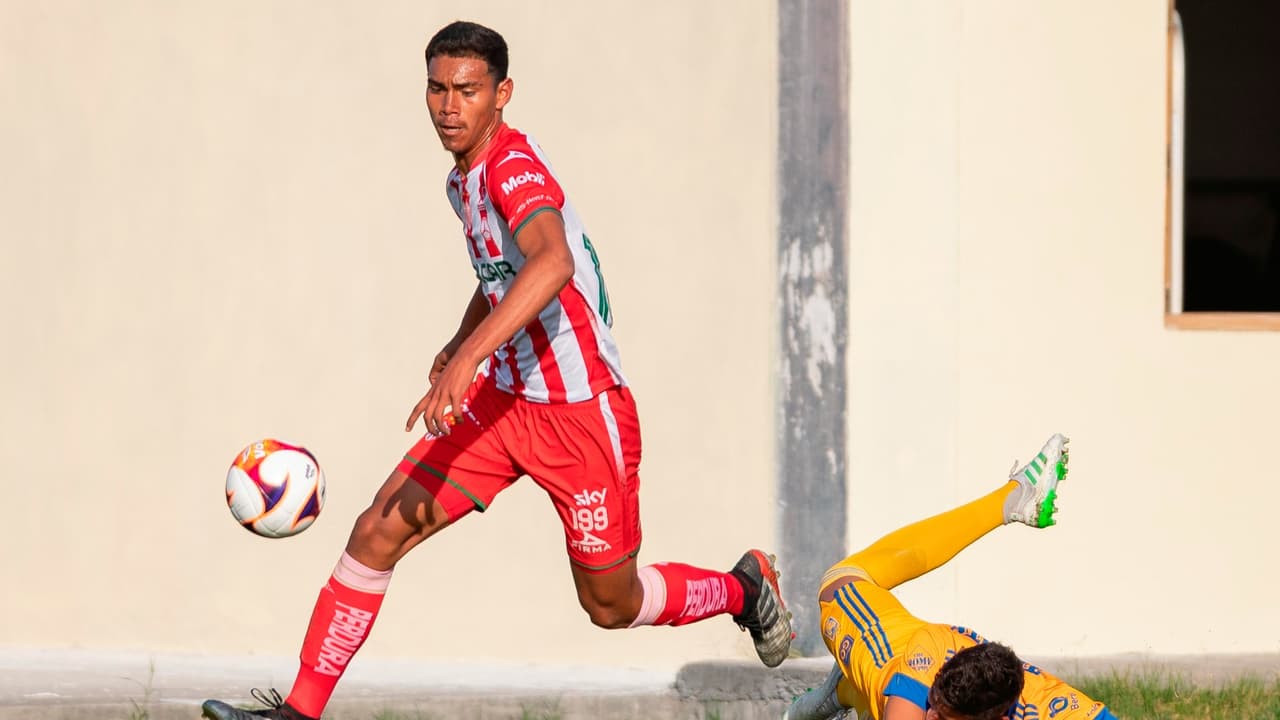 ¡Mexicano a Europa! Jesús Alcántar ficha por el Sporting Lisboa