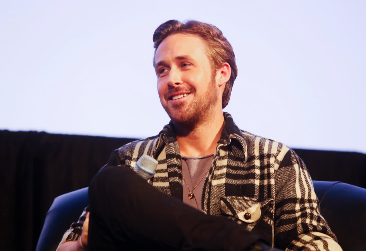 Perteneció a una banda tributo a Elvis Prestley.