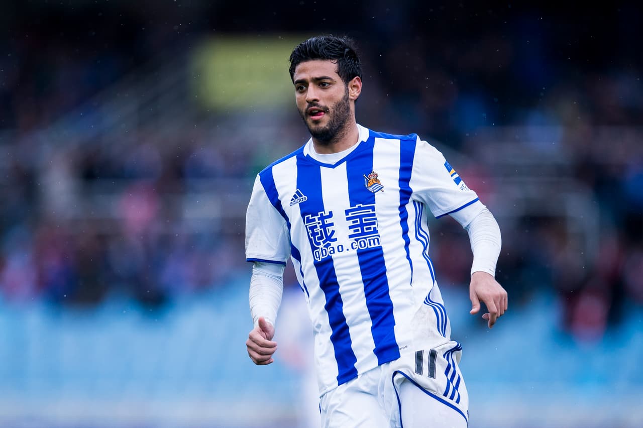 Con Carlos Vela, La Real Sociedad venció por goleada al Villarreal