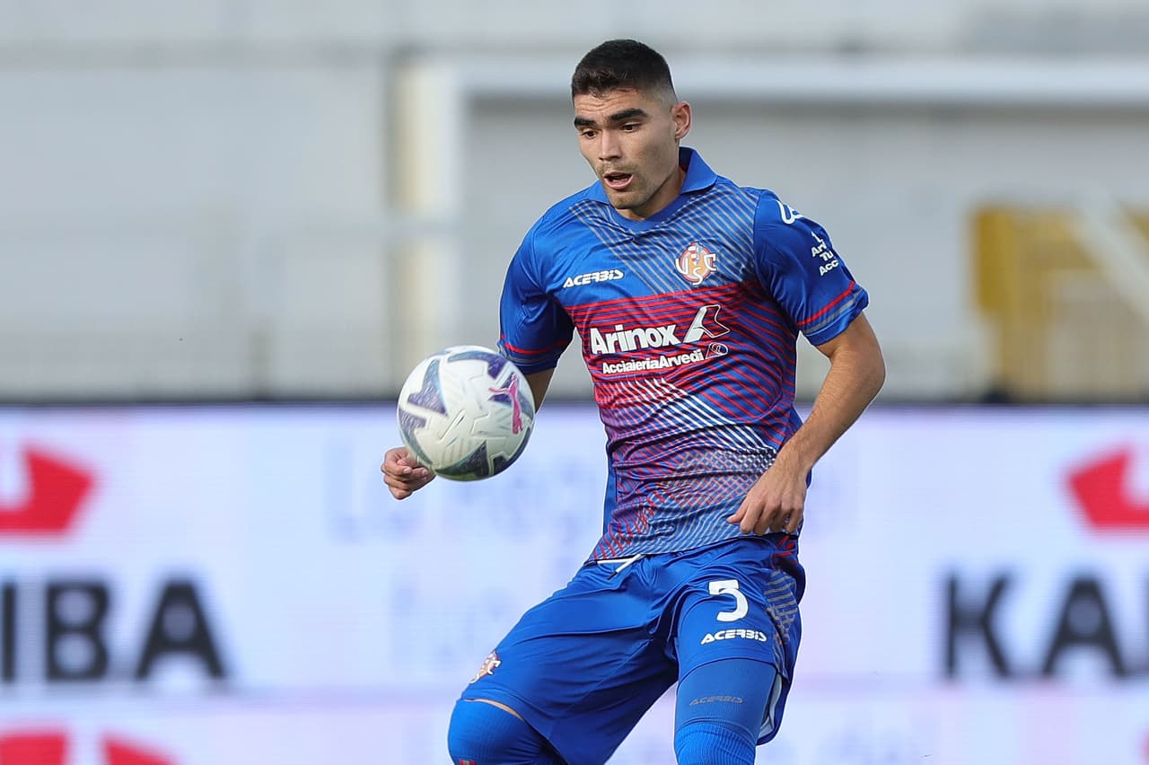 Pésimo inicio de año para Johan Vásquez