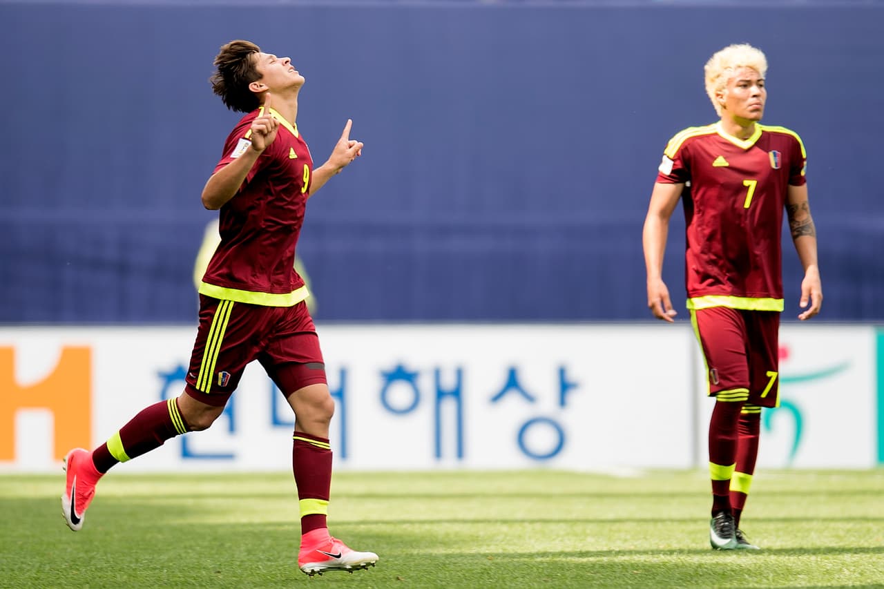 Venezuela calentó el grupo B con una sorpresiva victoria que pone a México en alerta sobre sus necesidades y oportunidades.