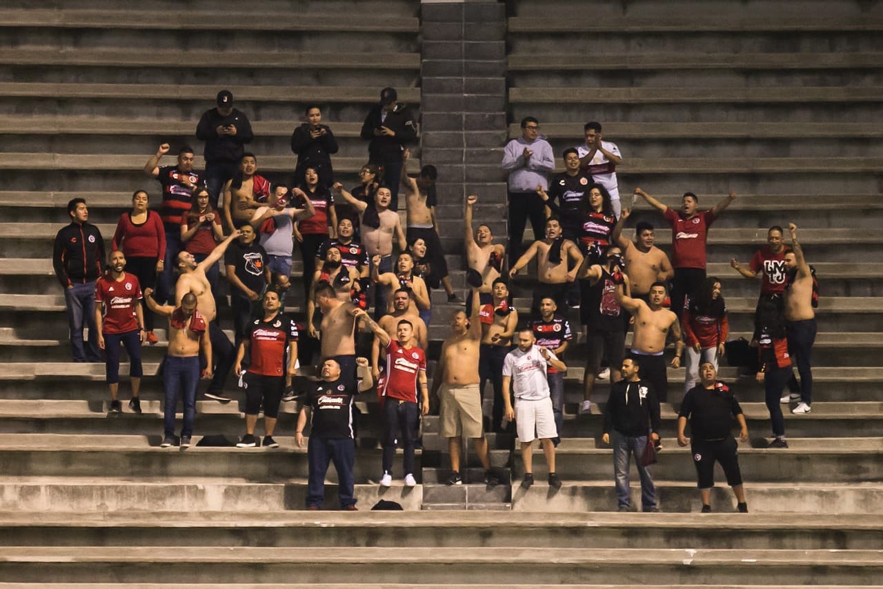 Al menos, los visitantes presentes se fueron con la tranquilidad de que su equipo no se cargó una derrota a casa.