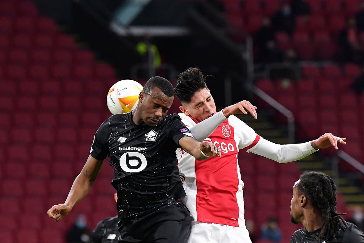 Marco van Basten critica estilo de juego de Edson Álvarez