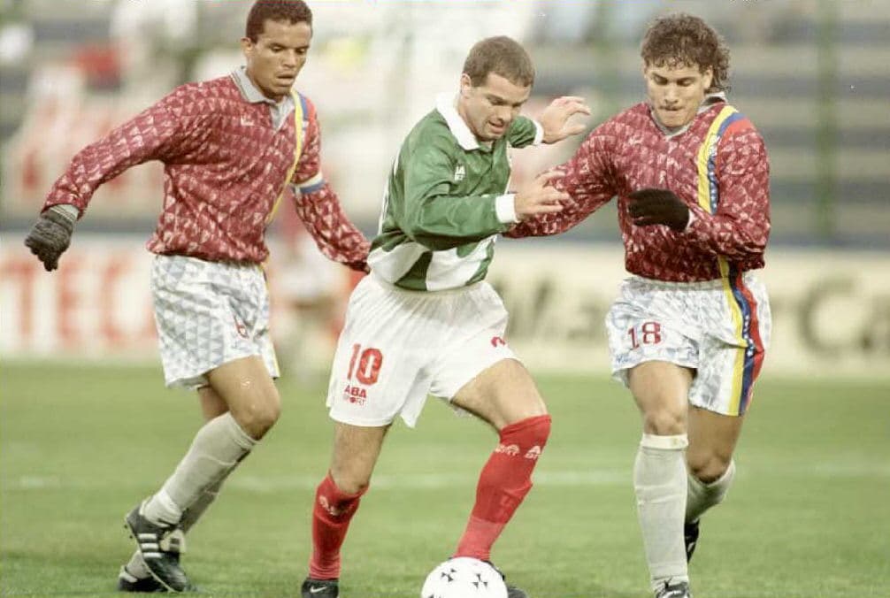 Copa América 1995 (Uruguay) - Por su parte, la selección de México también participó pero no avanzó de la fase de grupos.